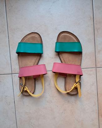 Sandali colorati