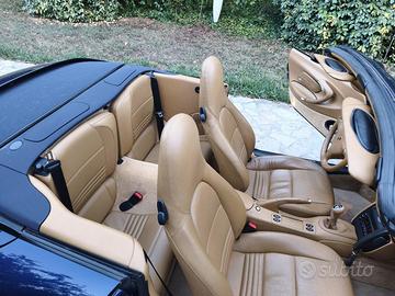 Porche Carrera 4 Cabrio manuale Targa Oro 