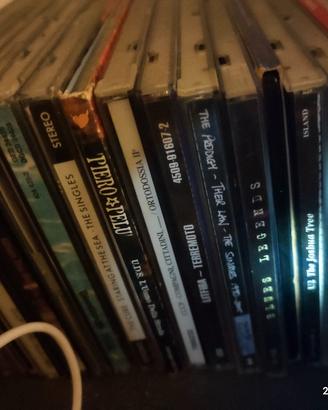40 CD originali e ben tenuti
