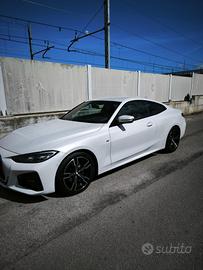 Bmw 420d Coupé con pacchetto manutenzione 