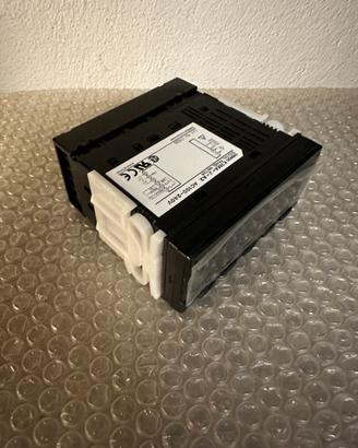 Omron K3MA-J-A2 strumento misura corrente tensione