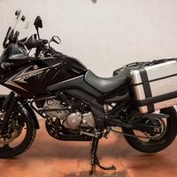 Suzuki V Strom 650  2011