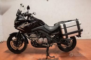 Suzuki V Strom 650  2011