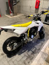 swm sm 125r con 20 mila km
