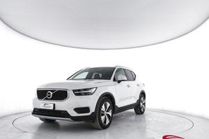 VOLVO XC40 D3 Geartronic Momentum - AUTOCARRO N1