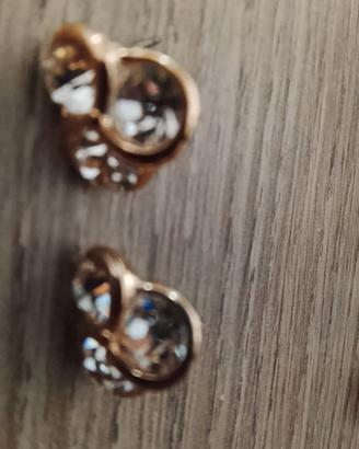 Orecchini con zirconi