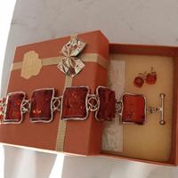 Bracciale e orecchini in ambra