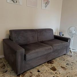 Divano letto matrimoniale con materasso