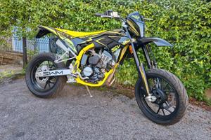 Swm SM 125 R-FINANZIAMENTO TASSO 0%-NERO GIALLO