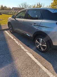 Peugeot 3008 1.5 130 CV Allure