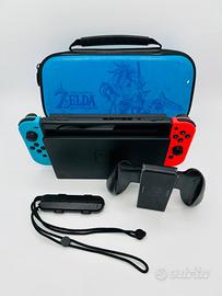 Nintendo Switch – Completa di Accessori e Custodia