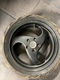 Cerchio post piaggio nrg