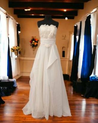 Stock abiti da sposa