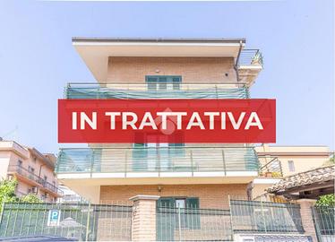 2 LOCALI A CASTEL GANDOLFO