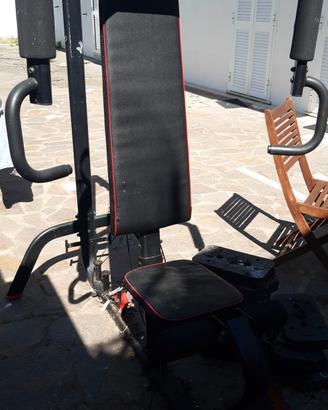 palestra multifunzionale 