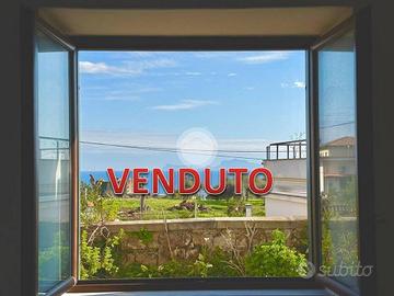 3 LOCALI A NAPOLI