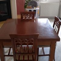 Tavolo da cucina in legno apribile + 4 sedie