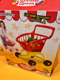 Carrello spesa con cestino e frutta