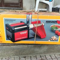 macchina spremipomodoro