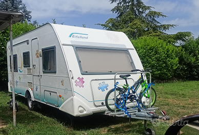 Roulotte KNUAS EIFELLAND HOLIDAY