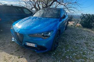 Stelvio 280 cavalli benzina