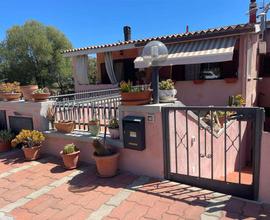Casa a schiera su 2 livelli a San Teodoro