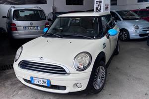 Mini Cooper 1.4 benzina Ray