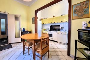 CASA SEMINDIPENDENTE A BORGO VIRGILIO