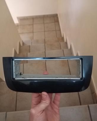 mascherina stereo 1 din punto evo