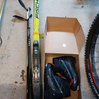 Set sci da fondo scarpe,  bastoncini e sci