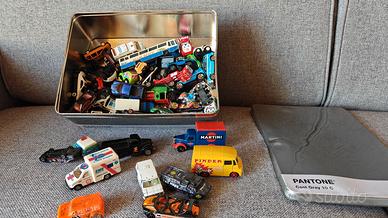 Macchinine giocattolo