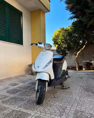 PIAGGIO ZIP 50 4T