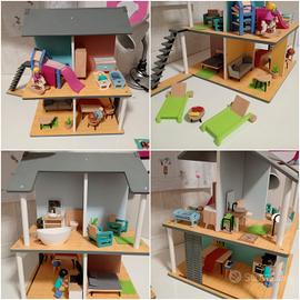 Gioco bambini casetta in legno con personaggi 