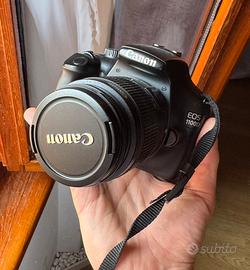 Canon EOS 4000D + obiettivo 18-55mm