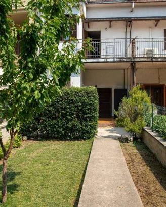 Villetta a schiera di 163 m² con 3 locali e box au