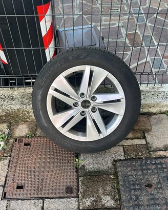 gomme e cerchi in lega originali golf8