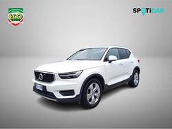 VOLVO XC40 D3 Momentum