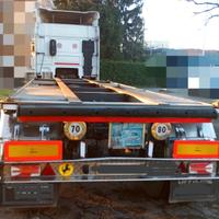 Semirimorchio portacontainer cardi