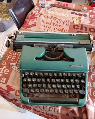 macchina da scrivere vintage