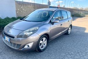 Renault Scenic 1.5 dCi Luxe–2011 –7 Posti  euro 5
