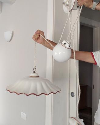 Lampadario in ceramica con contrappeso
