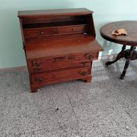 Mobile da ingresso con ribalta in stile