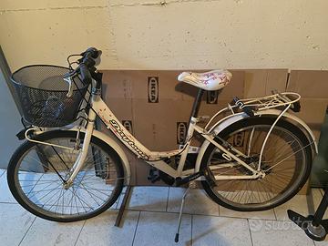 Bicicletta ragazza