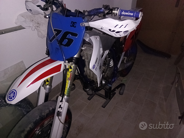 Super Motard yz 450f yamaha uso pista