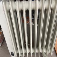 Termosifone elettrico a olio