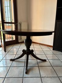 Tavolo in legno tondo 