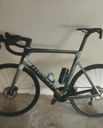 Bianchi Oltre race Sh Ultegra Di2 12v