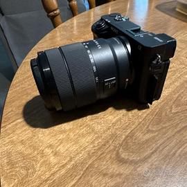 Fotocamera mirrorless Sony Alpha 6400