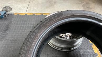 MICHELIN 235/40/ZR19 96Y