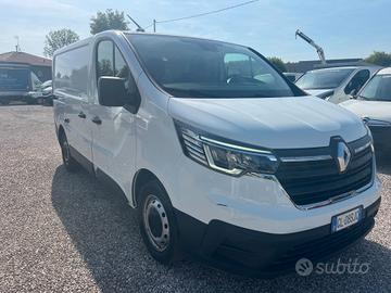 FURGONE RENAULT TRAFIC 2.0DCI ANNO 2022